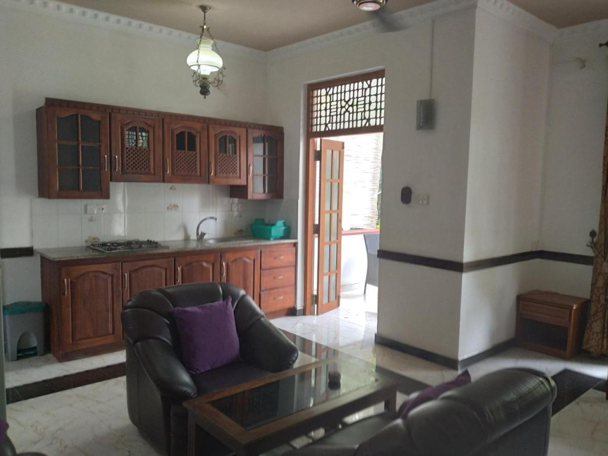 Vijai Resort Negombo Exterior photo
