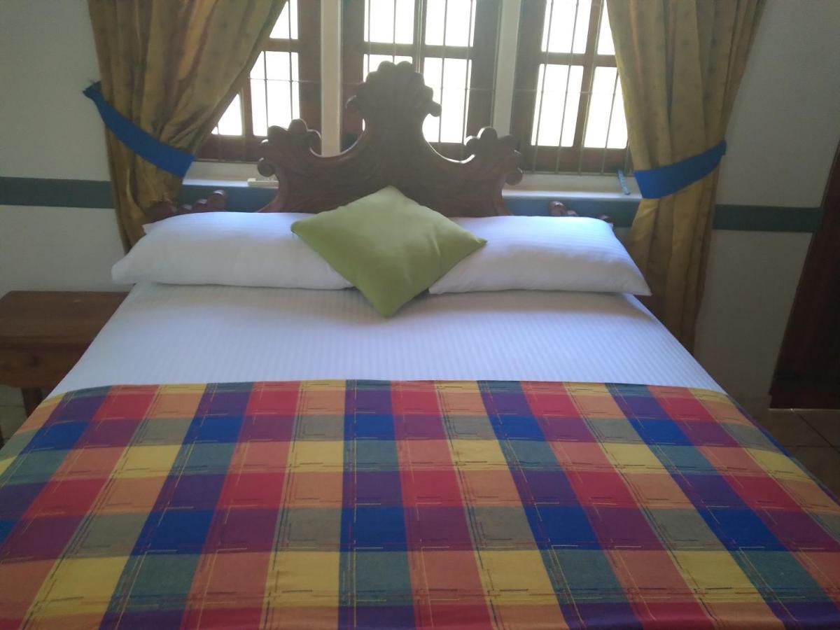 Vijai Resort Negombo Exterior photo